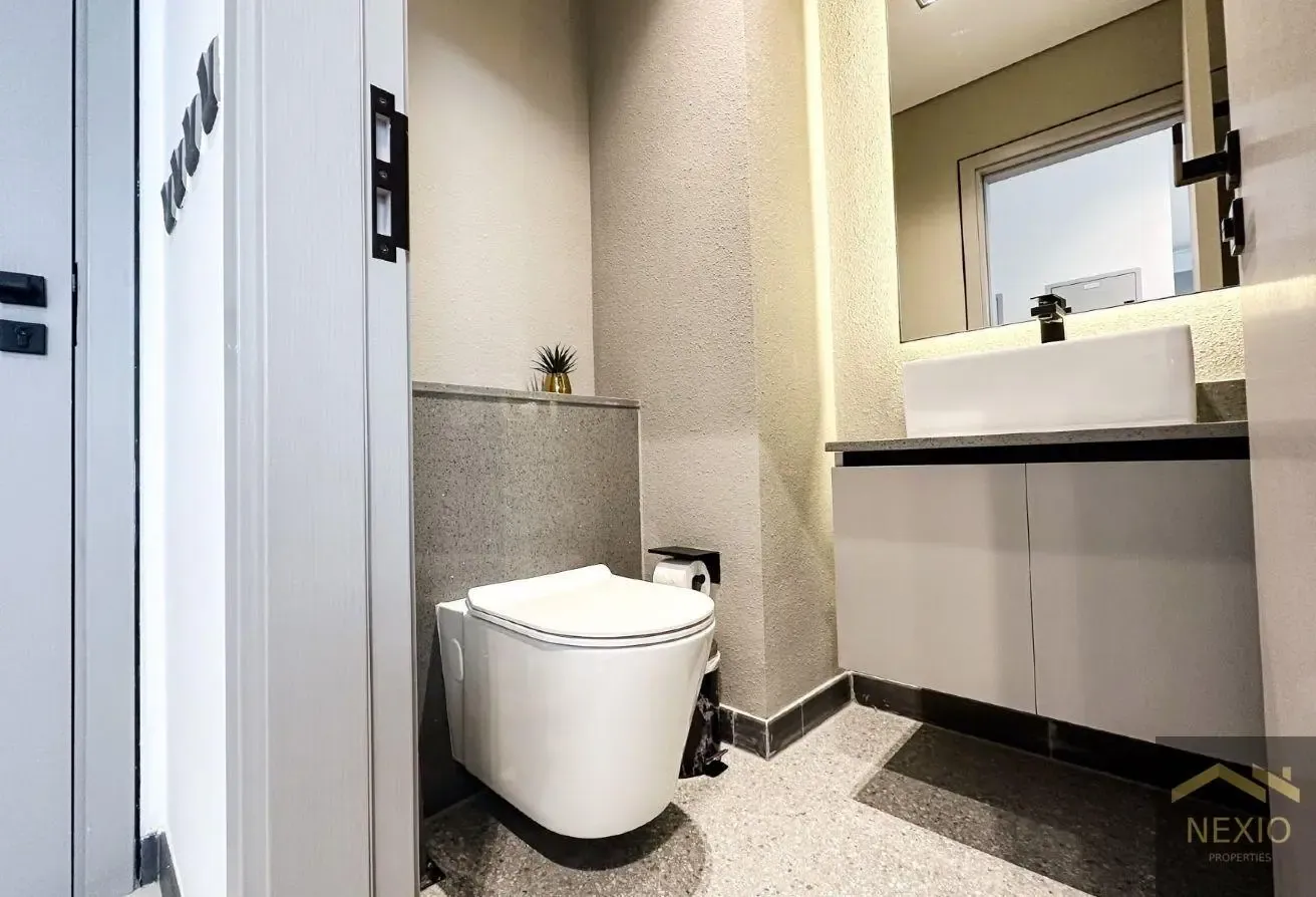 Well Maintained | Ready to move | Bright Unit