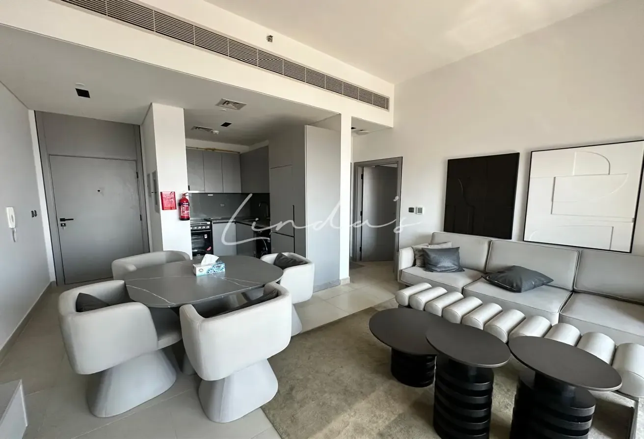 Furnished | last Floor | community open view