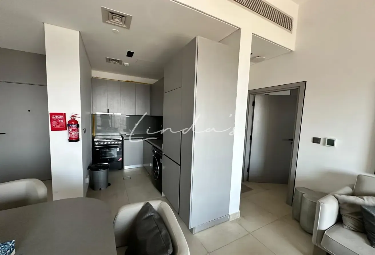 Furnished | last Floor | community open view