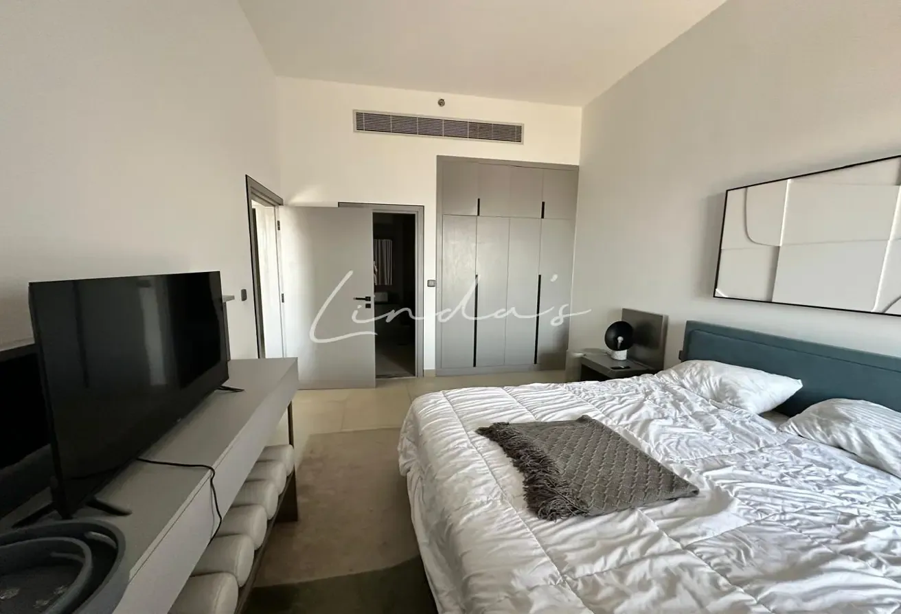 Furnished | last Floor | community open view