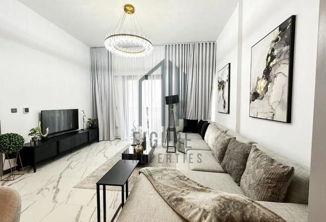 Fully Furnished | Vacant | Modern