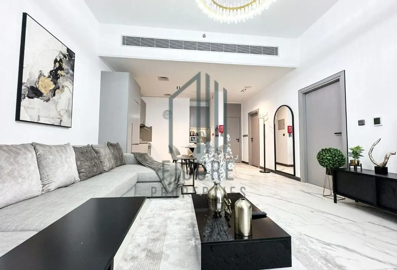 Fully Furnished | Vacant | Modern