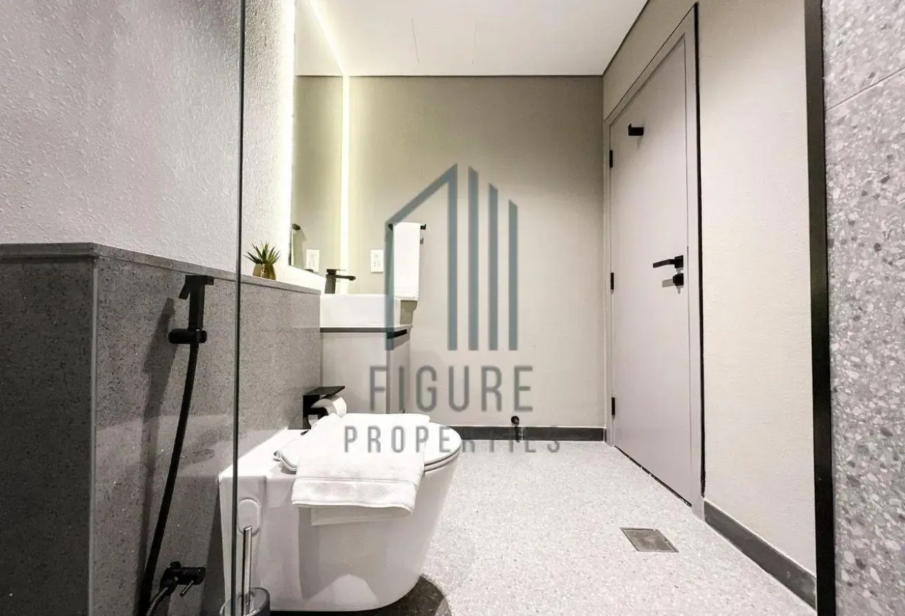 Fully Furnished | Vacant | Modern
