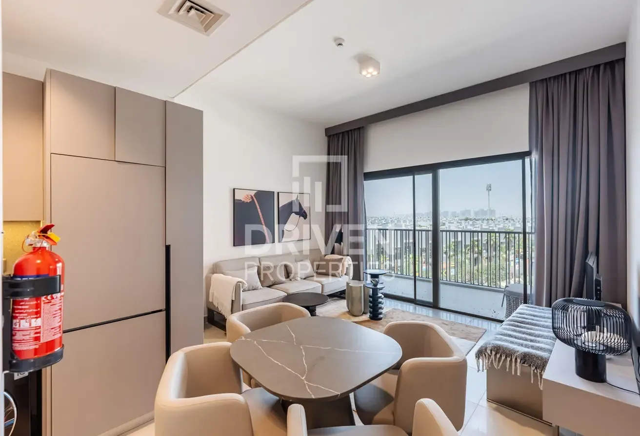Ready to Move in | Exclusive Unit | Prime Location