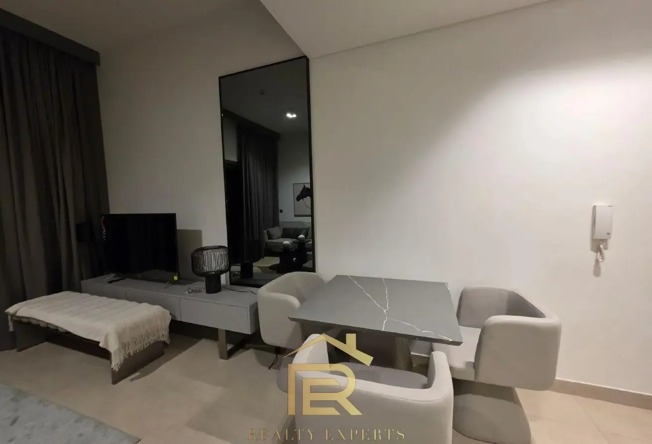 EXQUISITE 1BHK | FURNISHED UNIT | READY TO MOVE