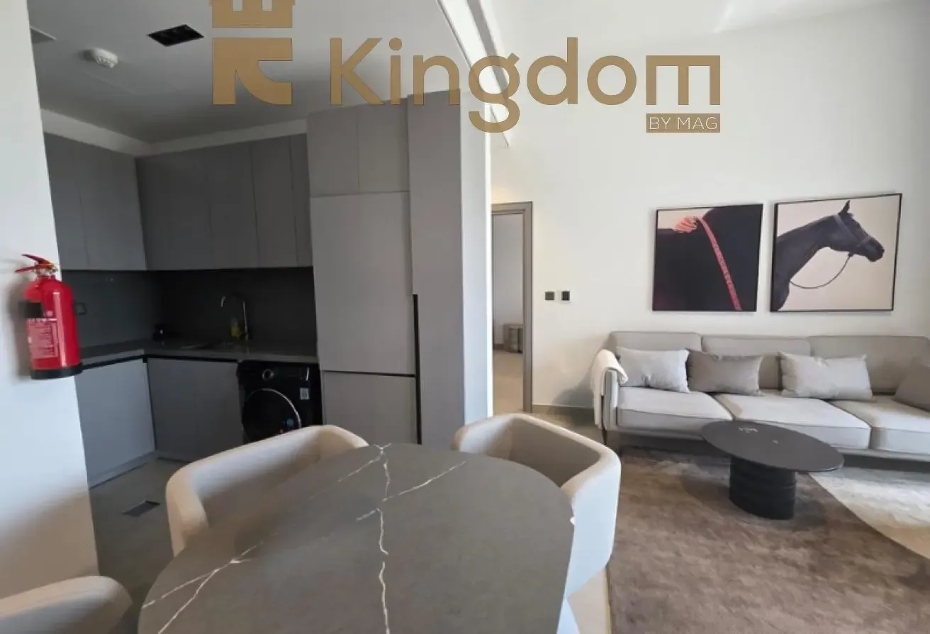 MODERN FURNISHED | FAMILY COMMUNITY | VACANT NOW
