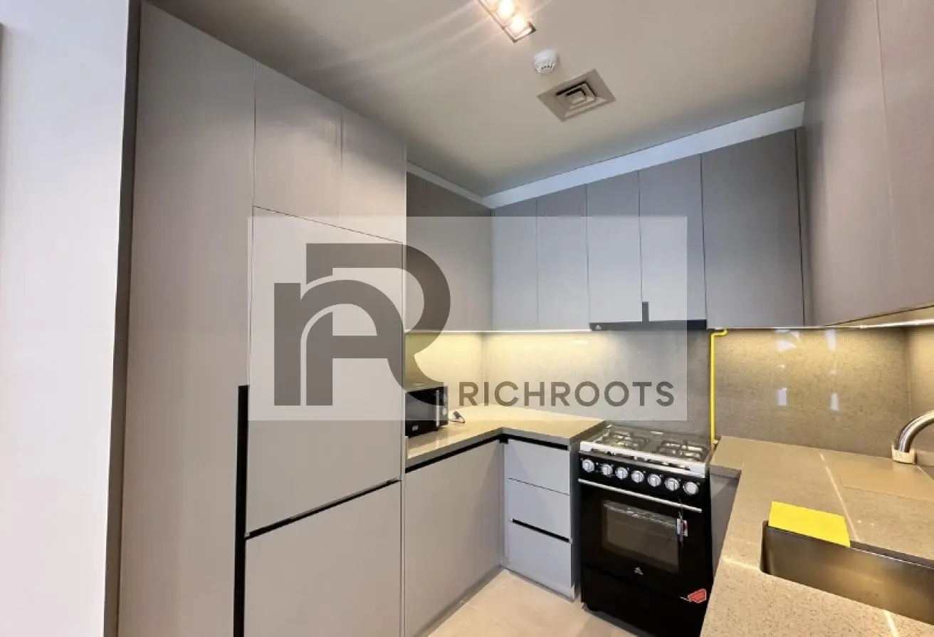BIG LAYOUT | READY | FURNISHED | BURJ KHALIFA VIEW