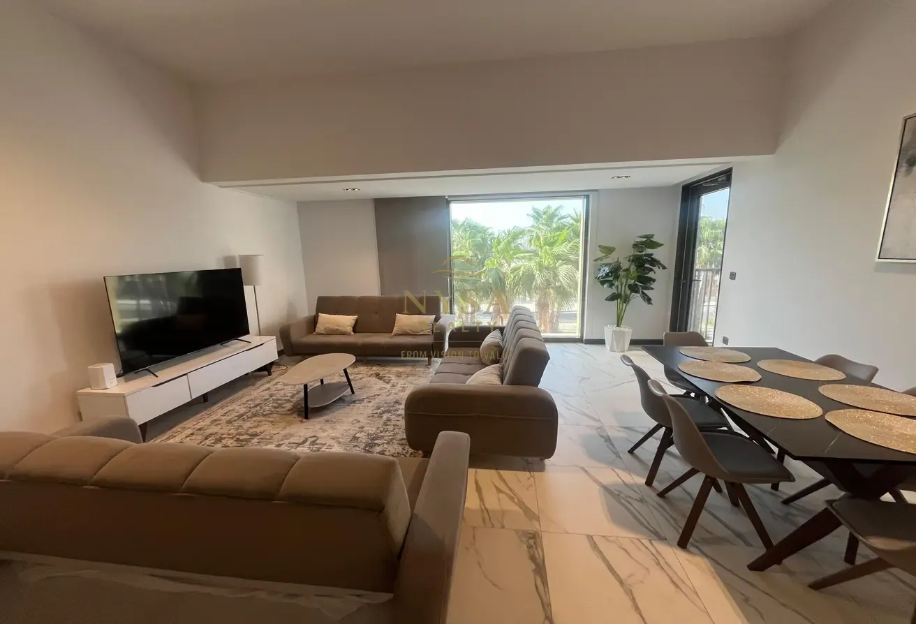 Fully Furnished | Skyline View| Prime Location