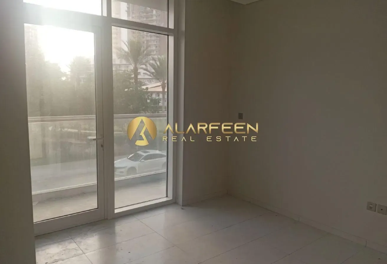Bright & Spacious | Park Facing | Low Price