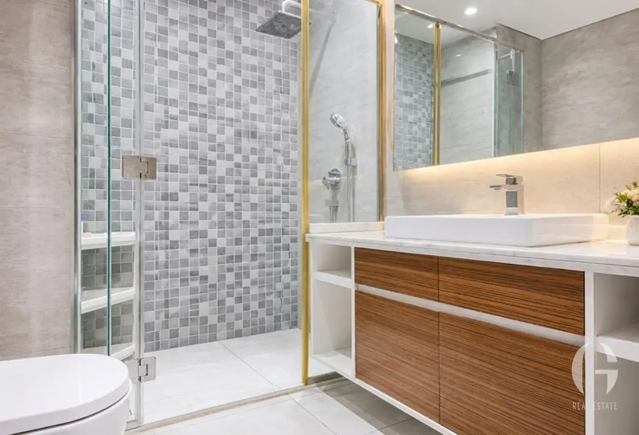 Spacious APT | Furnished | Prime Location