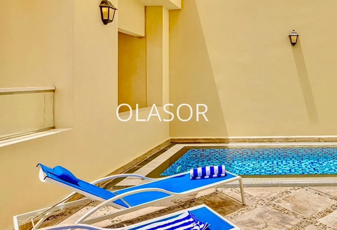 LUXE SeaView | Penthouse | Private Pool | Serviced