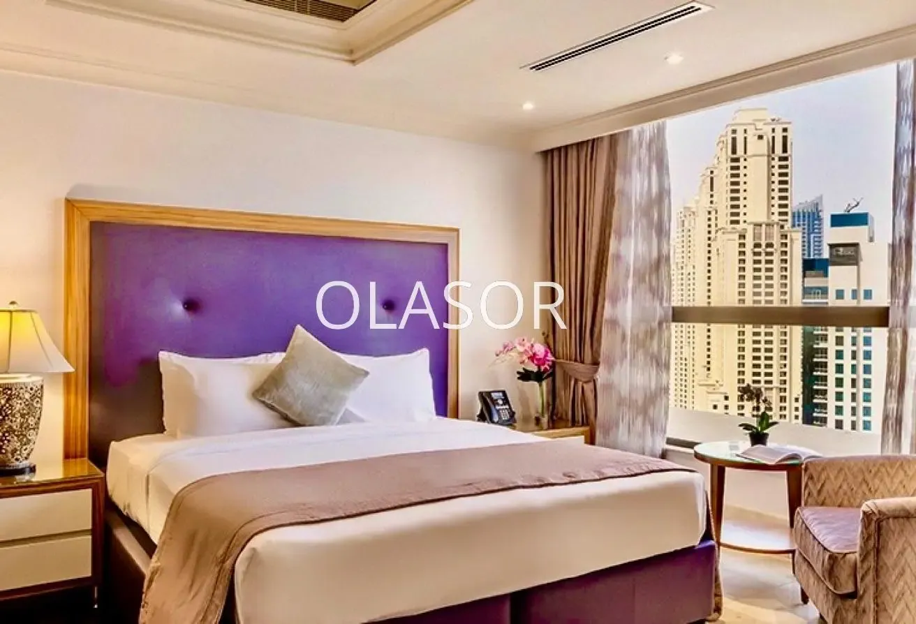 LUXE SeaView | Penthouse | Private Pool | Serviced