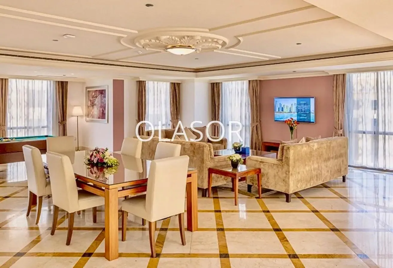 LUXE SeaView | Penthouse | Private Pool | Serviced
