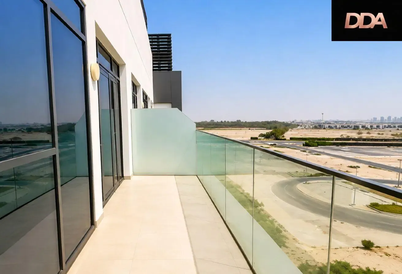LARGE LAYOUT | SPACIOUS 1BR | VACANT