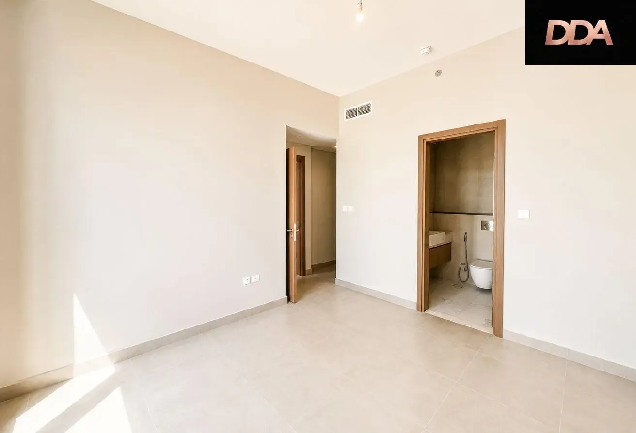 LARGE LAYOUT | SPACIOUS 1BR | VACANT