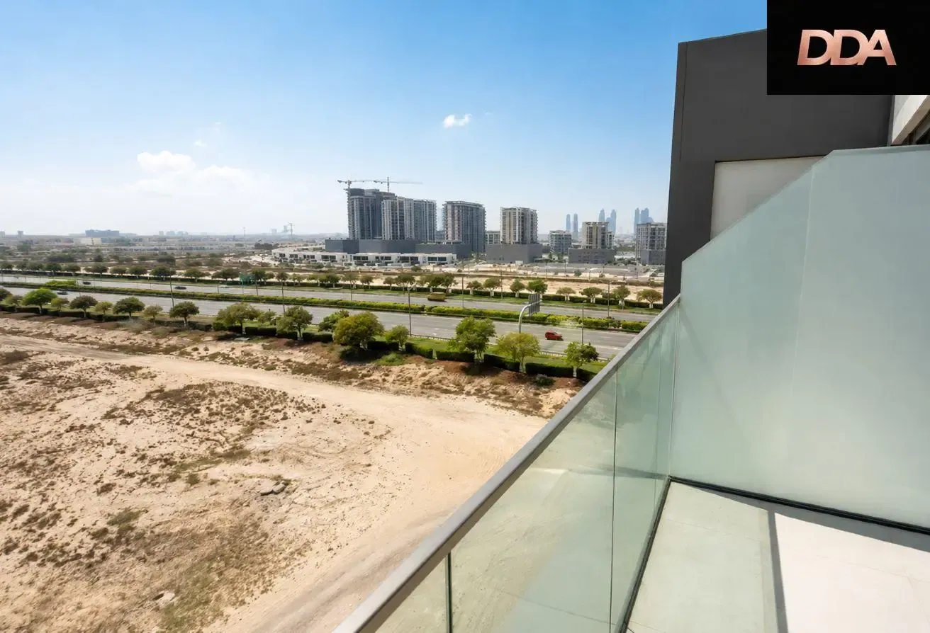 LARGE LAYOUT | SPACIOUS 1BR | VACANT