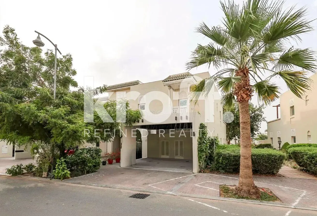 Single Row Corner | Fully Upgraded | Ready to Move