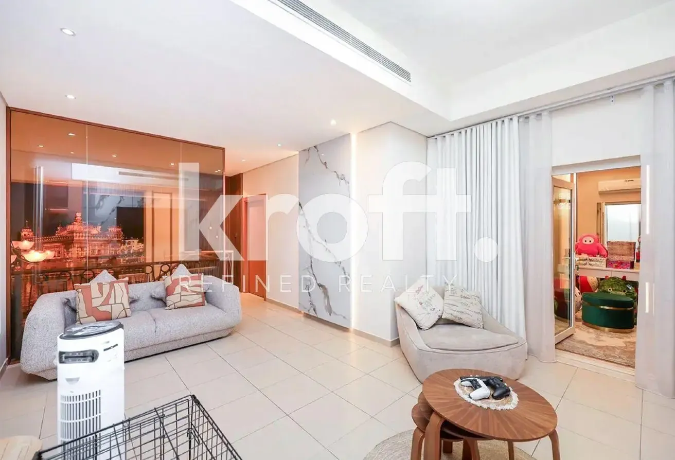 Single Row Corner | Fully Upgraded | Ready to Move