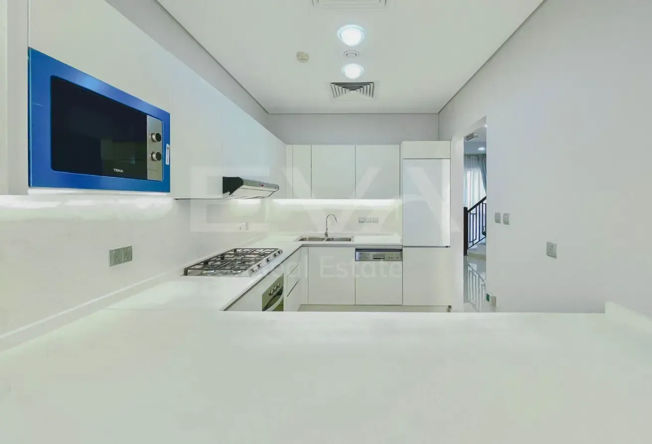 VACANT AUGUST | 3BR PLUS MAIDS | 4 CHEQUES