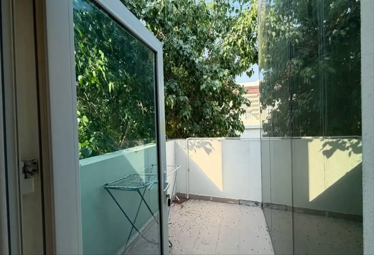 Hot Deal|Fully Furnished|Upgraded|Vacant