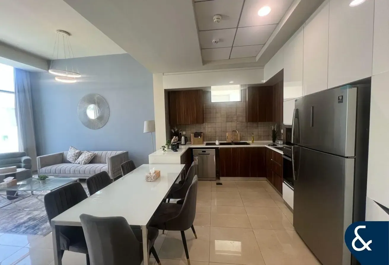 Landscaped | Furnished | Vacant | 4 beds