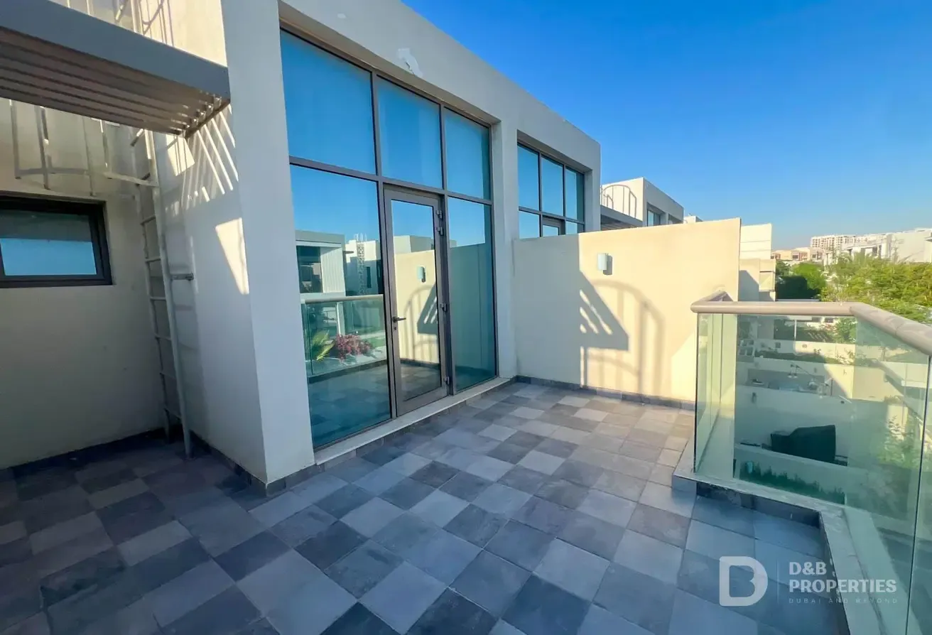 Fully Furnished | Corner Unit | Vastu