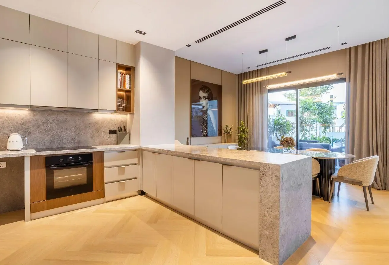 Upgraded home | Beautiful Landcape | Furnished