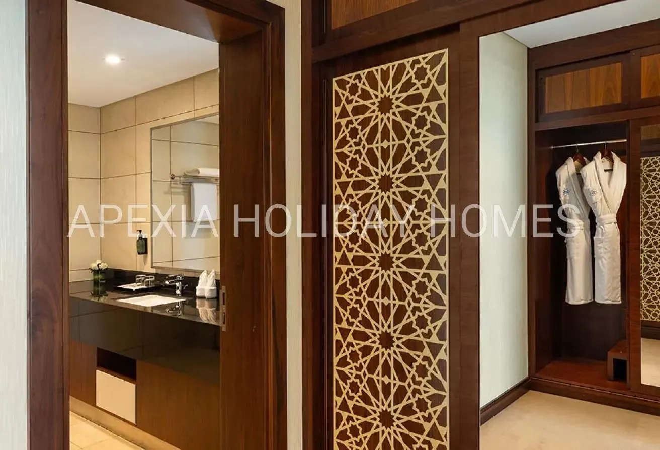 Burj & Canal View 1BR | Furnished Apartment