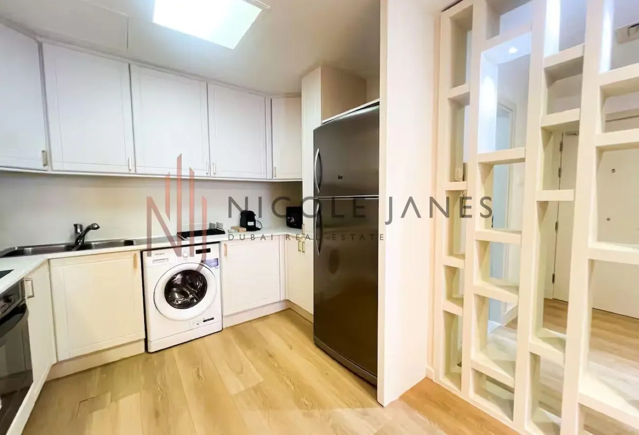 Luxury Living | High Floor | Great Location