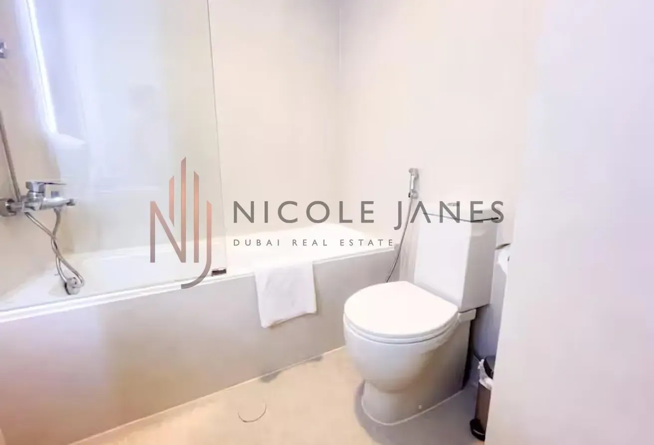 Luxury Living | High Floor | Great Location