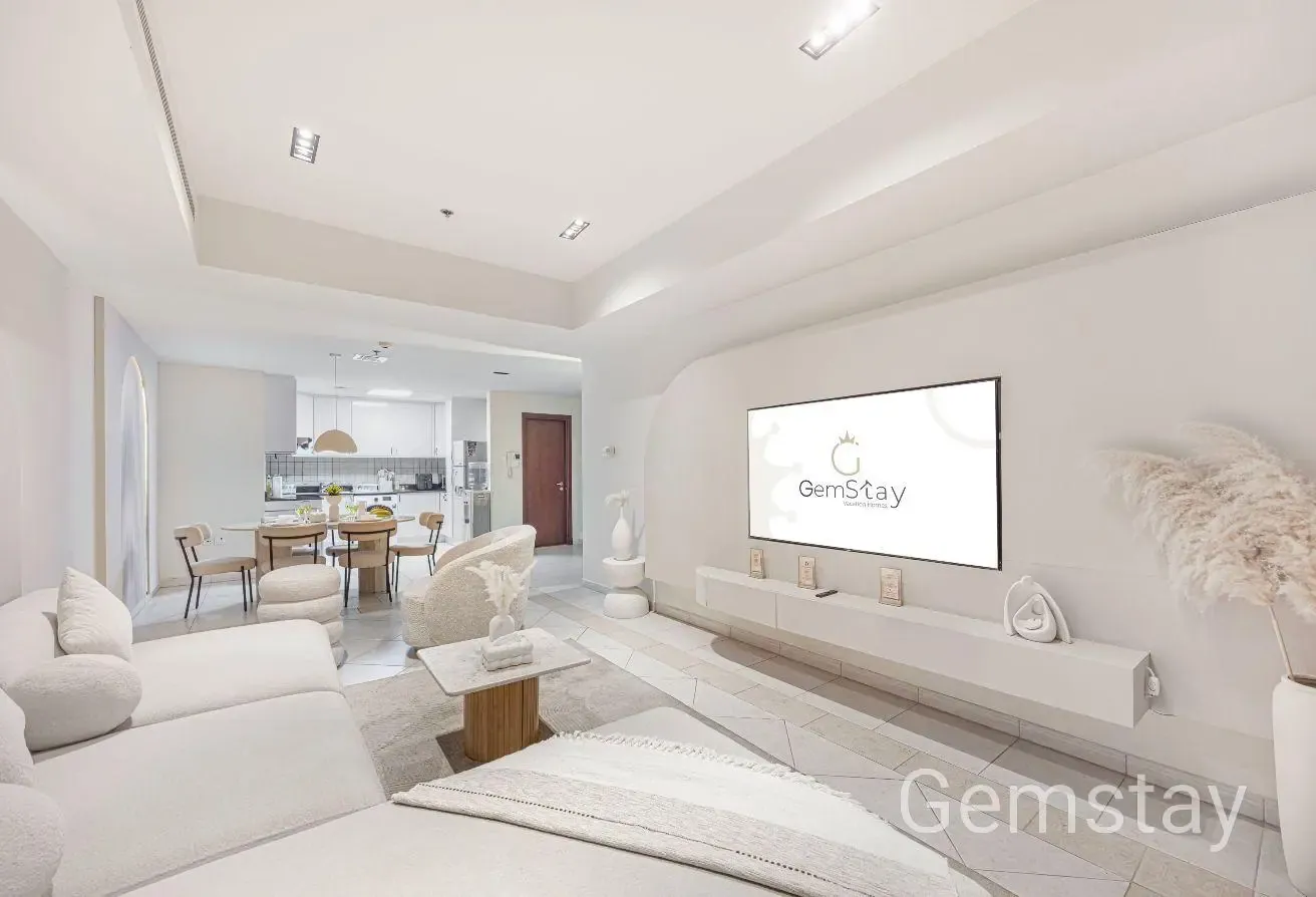 Breathtaking Luxury Apartment | 2BR on 61st Floor