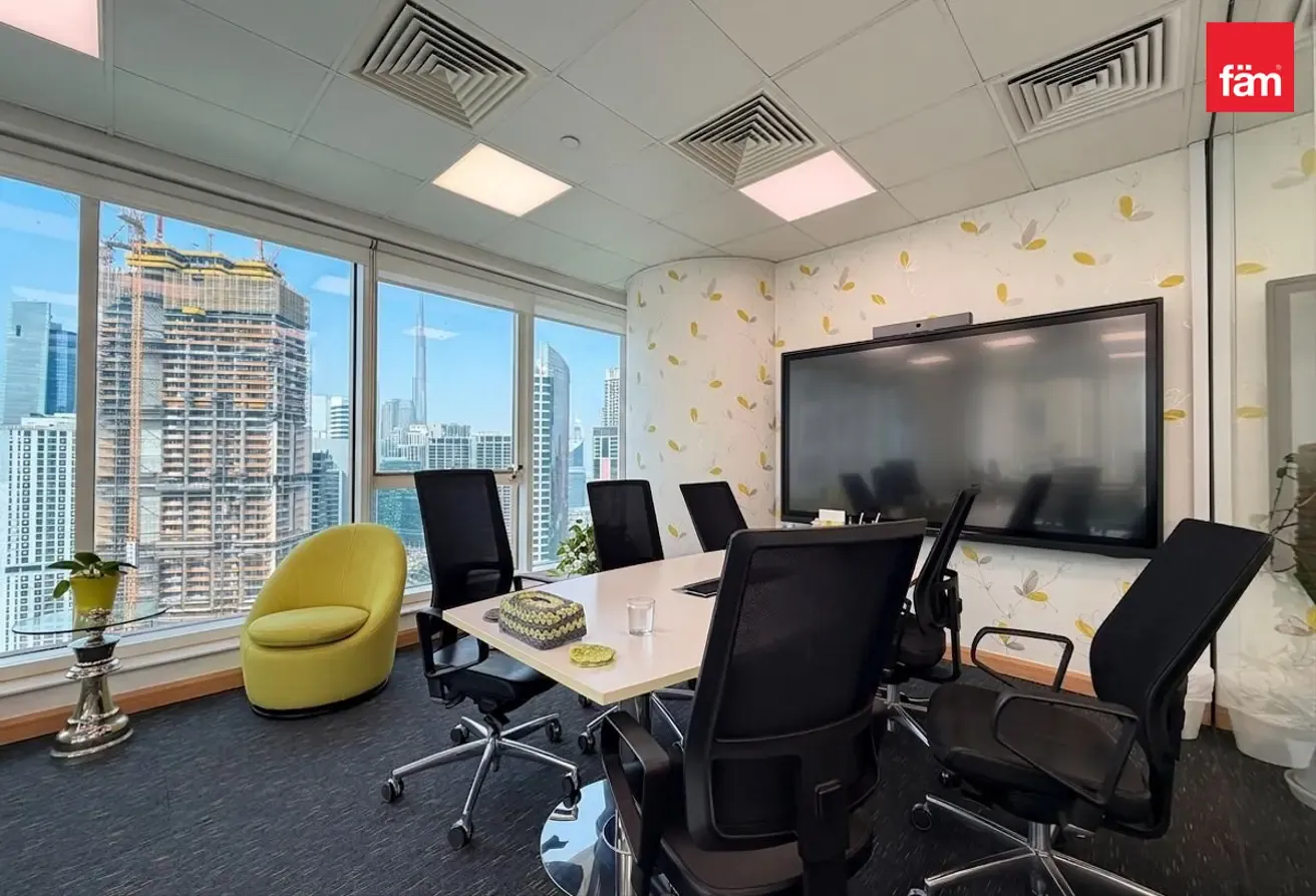 Canal & Burj View | 4 Parkings | Extra Storage