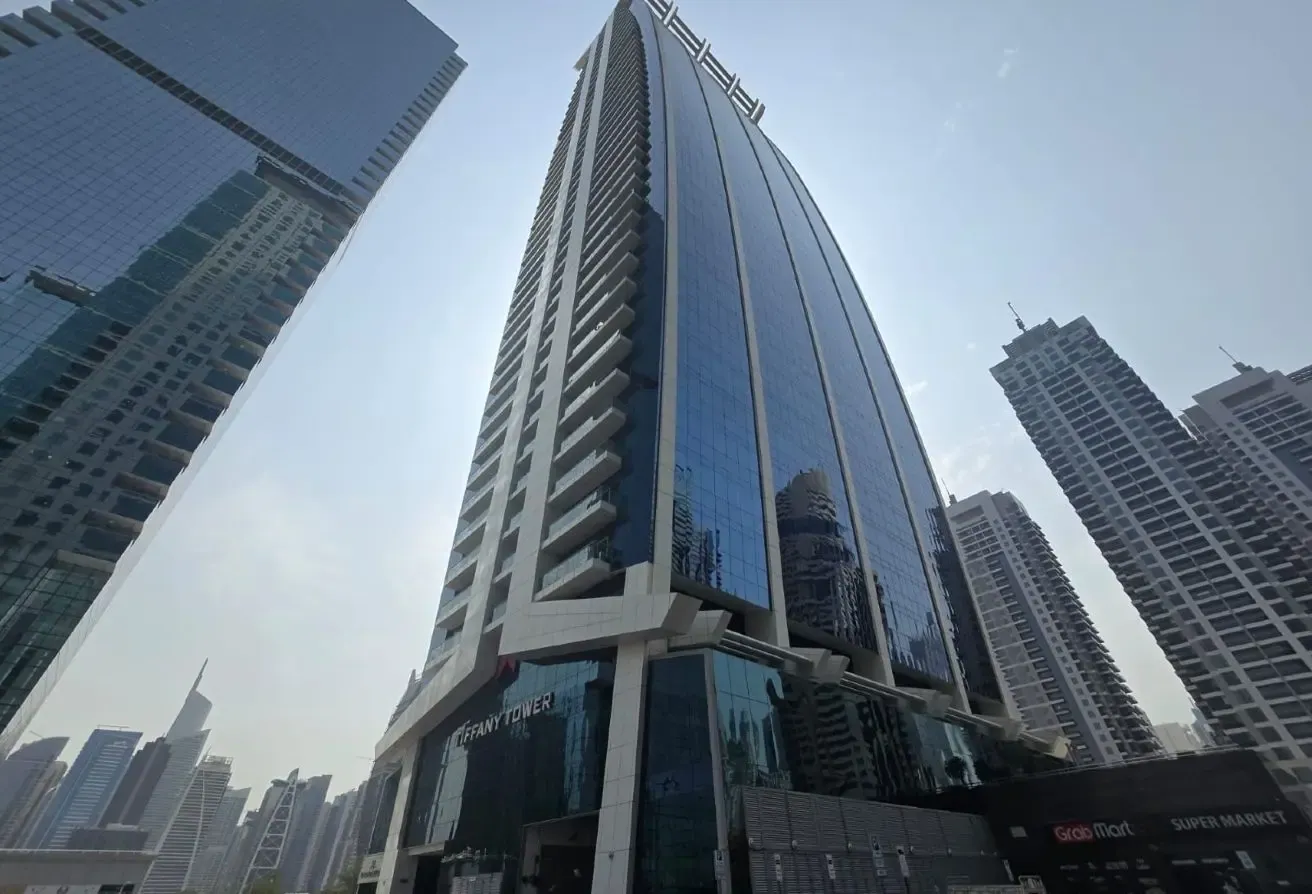 Motivated Seller | Fully Fitted | High Floor