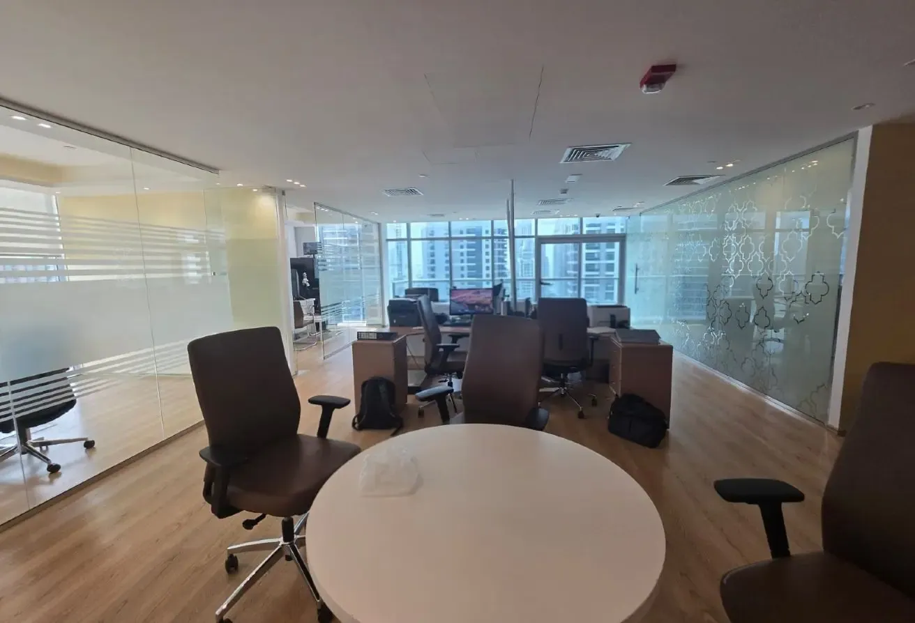 Motivated Seller | Fully Fitted | High Floor