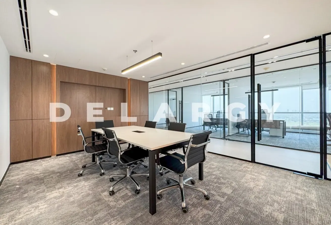 Lake Views | High Floor | Luxury Turnkey