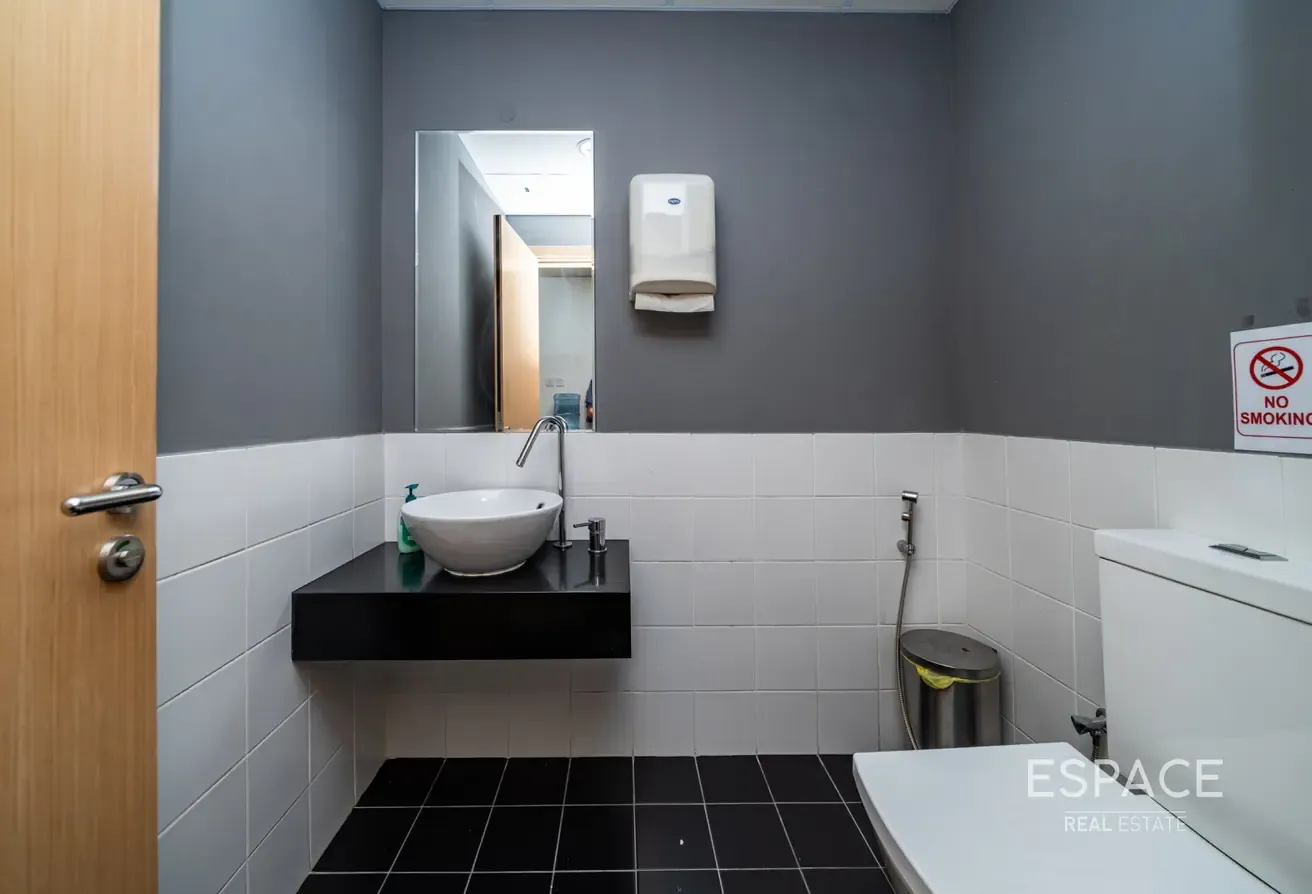Vacant | Grade A | Vastu Compliant