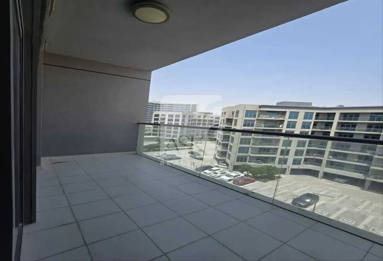 HOT DEAL | READY TO MOVE | SPECIOUS with BALCONY