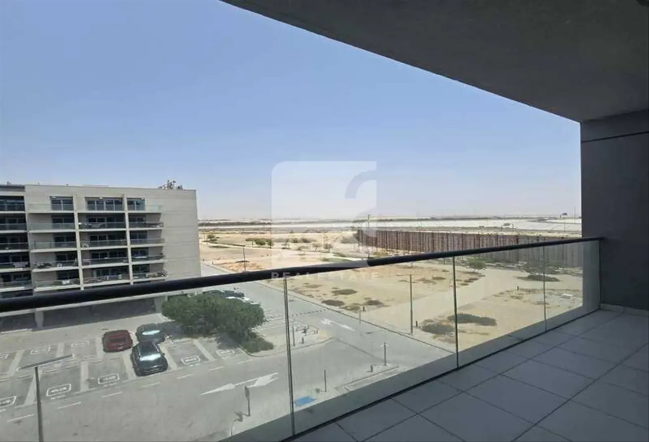HOT DEAL | READY TO MOVE | SPECIOUS with BALCONY