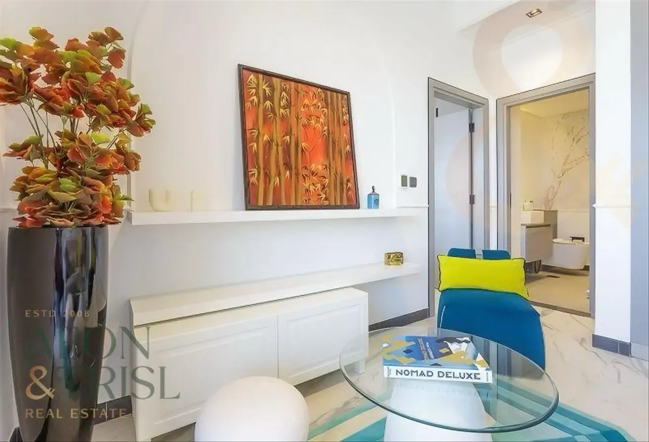 Fully Furnished | Burj View | Bright Unit
