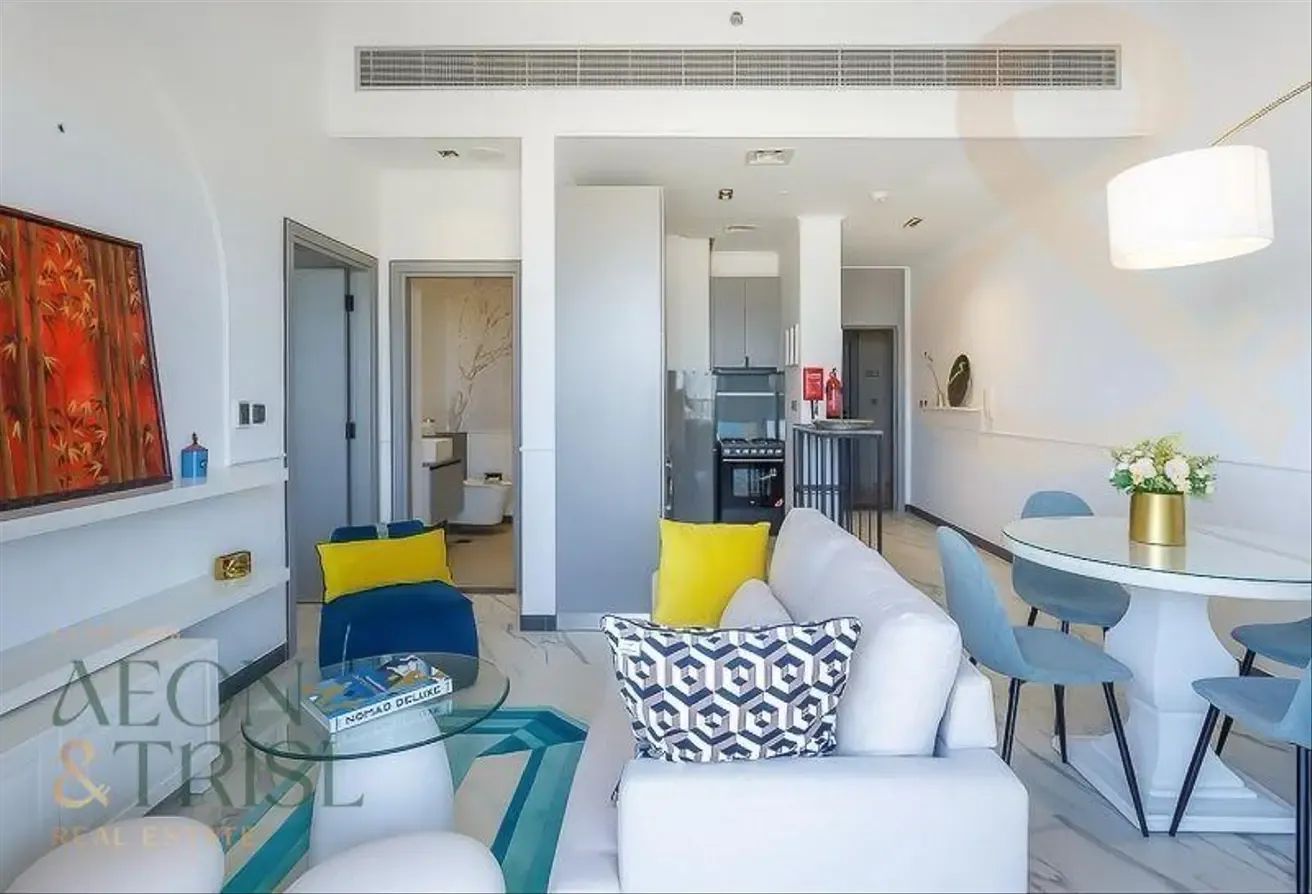 Fully Furnished | Burj View | Bright Unit