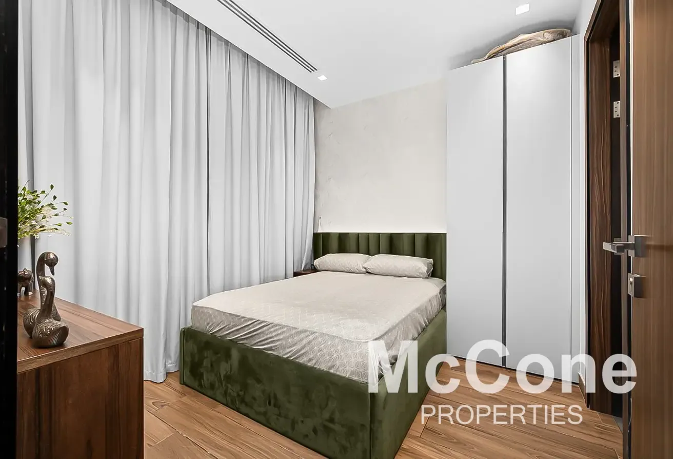 Fully Furnished | Maids Room | Open Plan