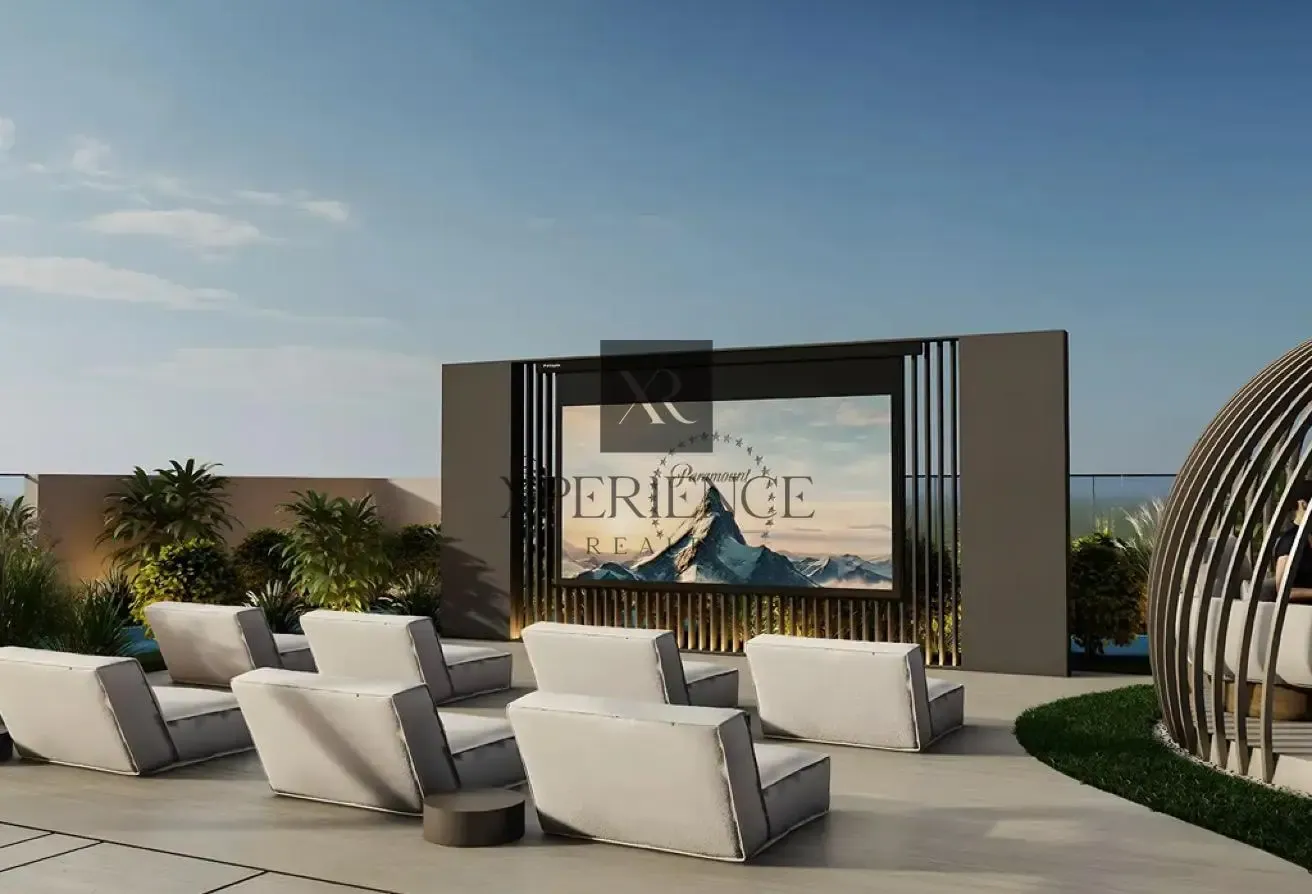PREMIUM RESIDENCES |  PLUNGE POOL + STUDY