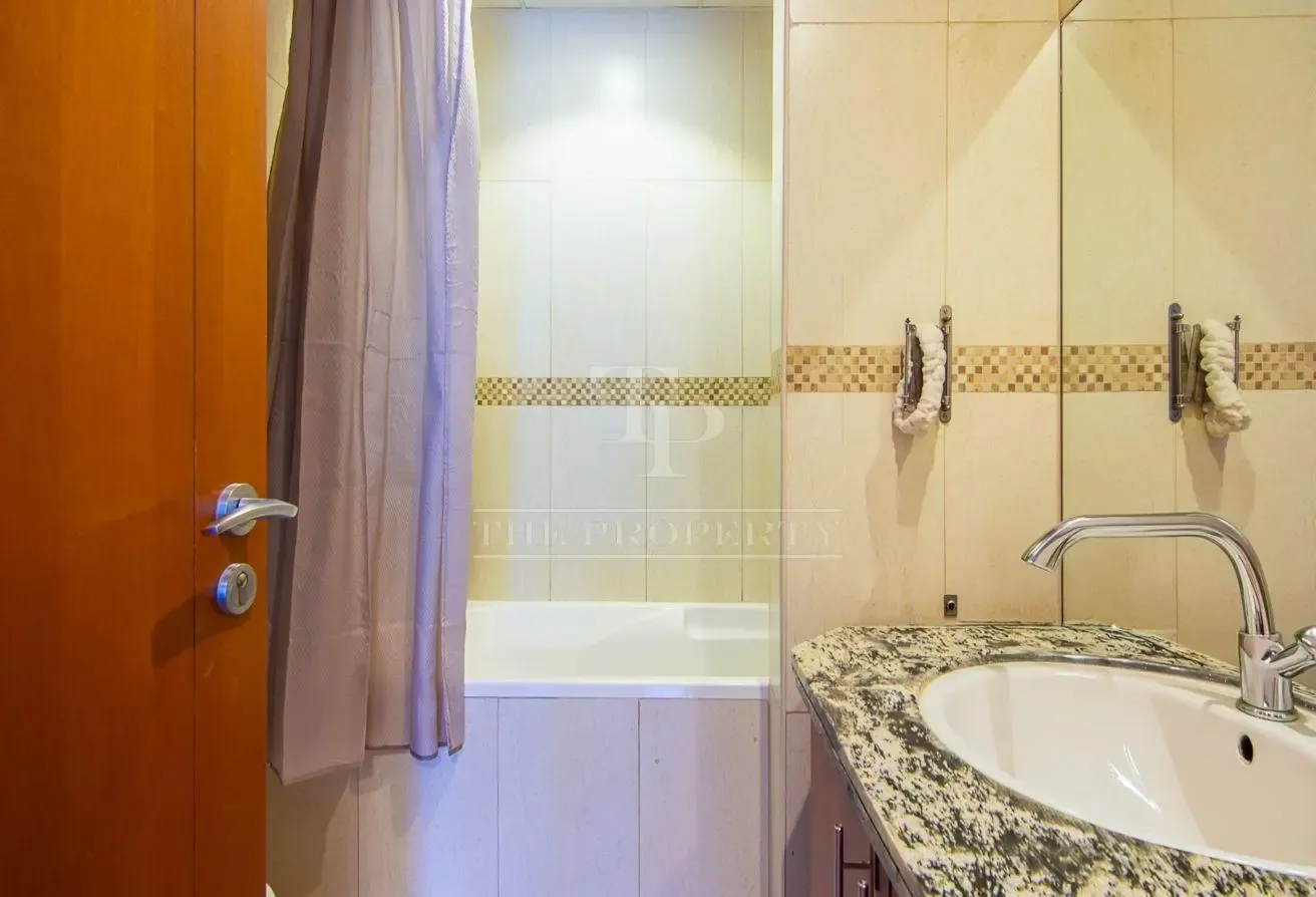 Well-Maintained | Balcony | Vacant in September