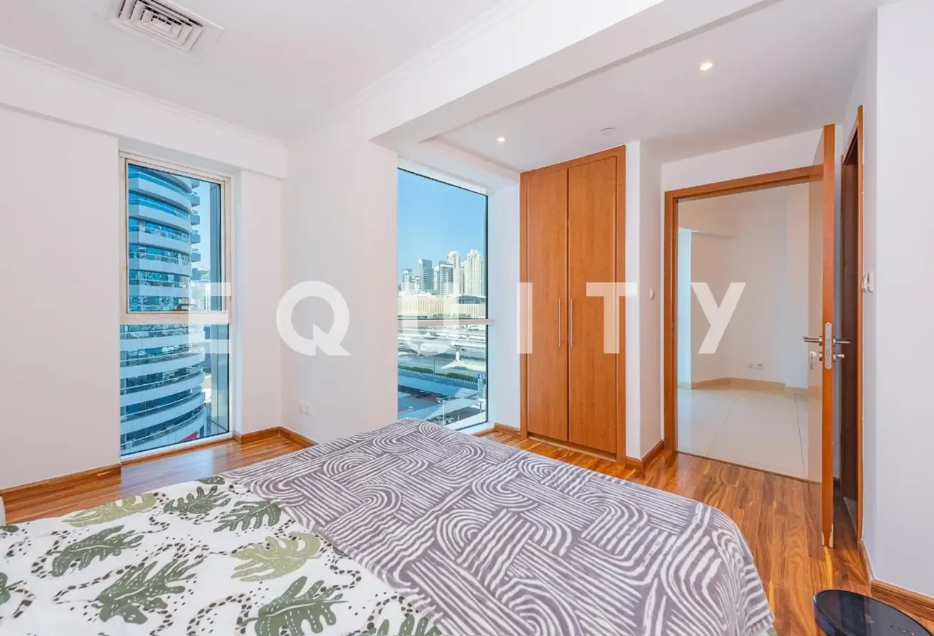 Spacious | Skyline Views | Close to DMCC Metro
