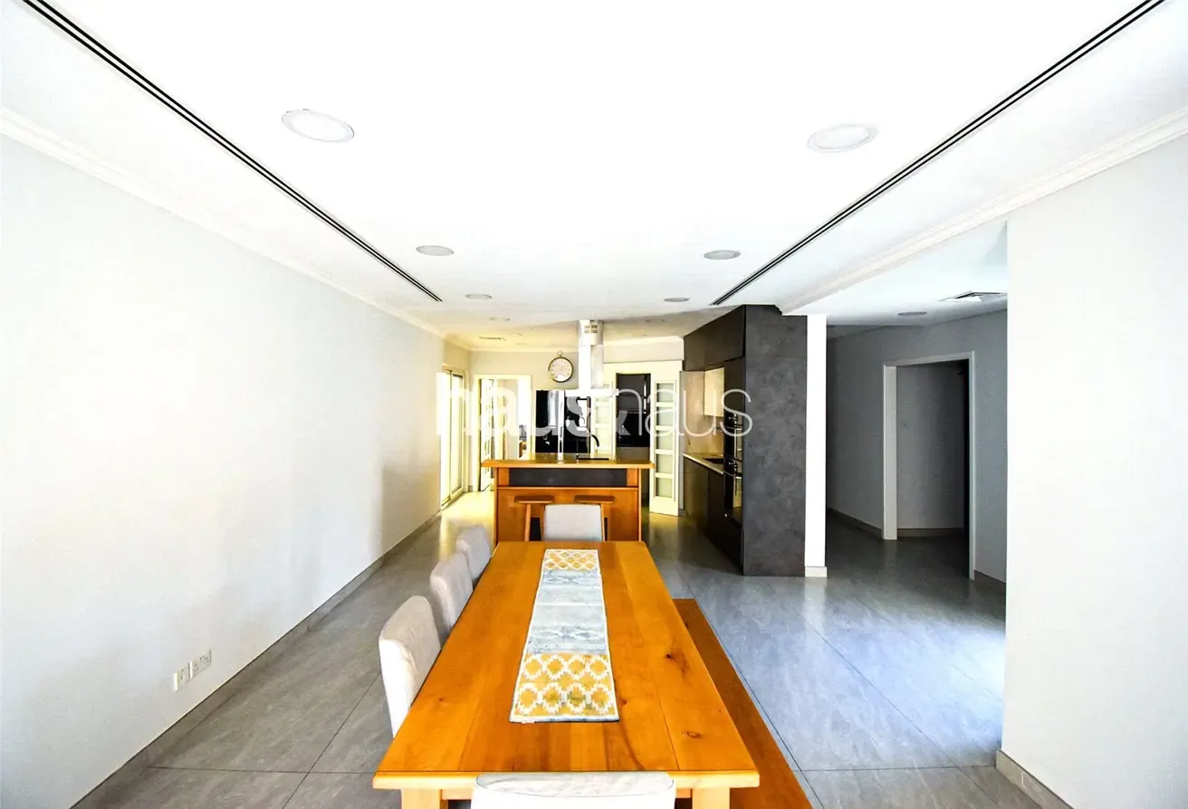 Exclusive | Internal Main Park Backing | Upgraded