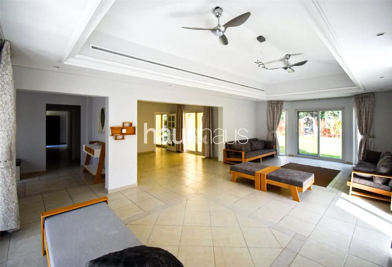 Exclusive | Internal Main Park Backing | Upgraded
