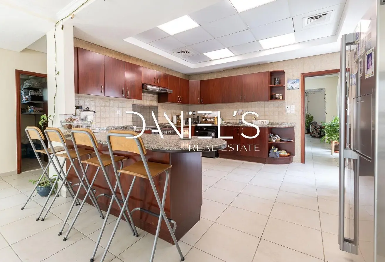 4BR | Spacious Plot | Investment Opportunity