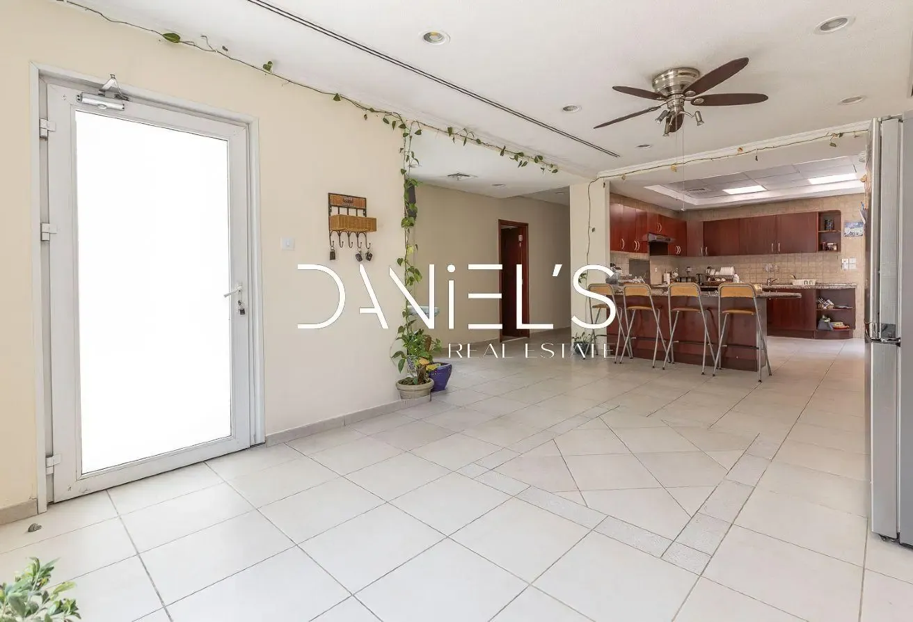4BR | Spacious Plot | Investment Opportunity