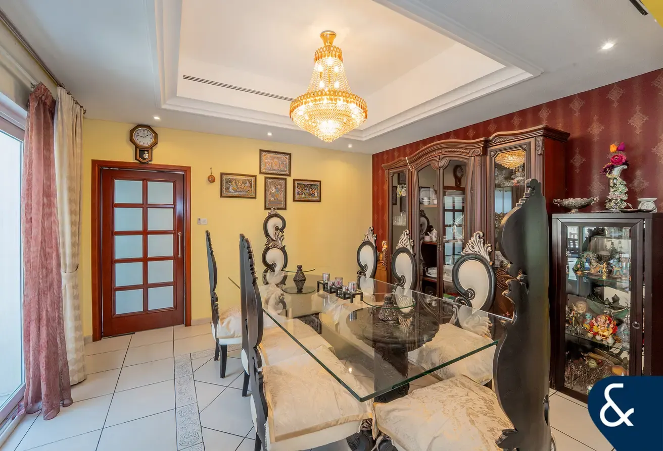 Huge Plot | Lovely Feel | Vastu