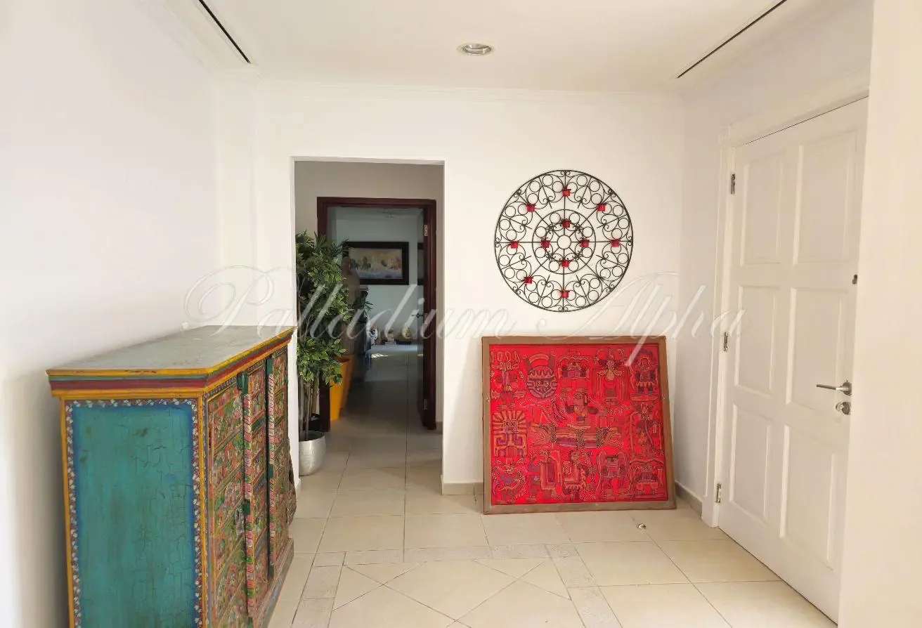 Exclusive | Vastu | Corner Plot Next to Pool
